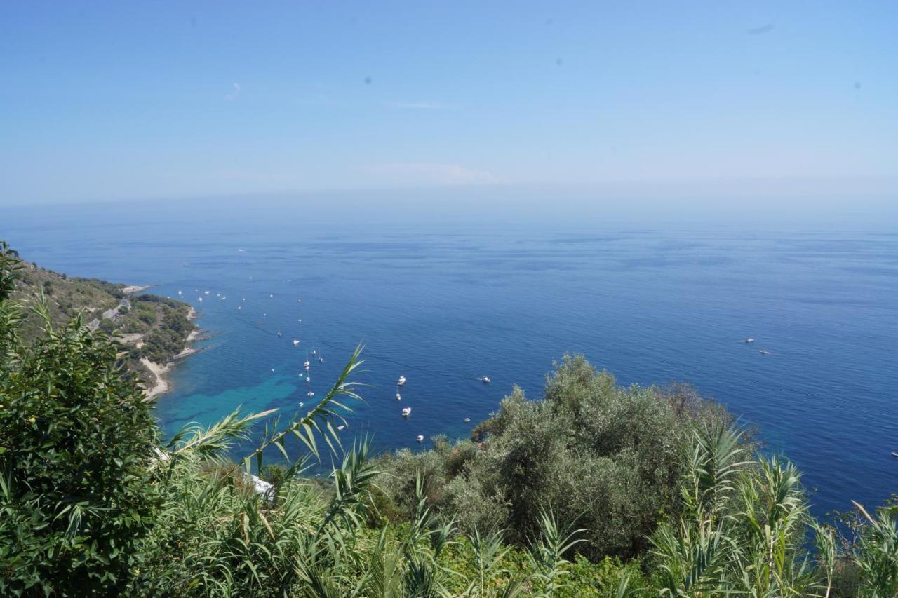 Apartamento Total Sea View Grimaldi Ventimiglia Exterior foto