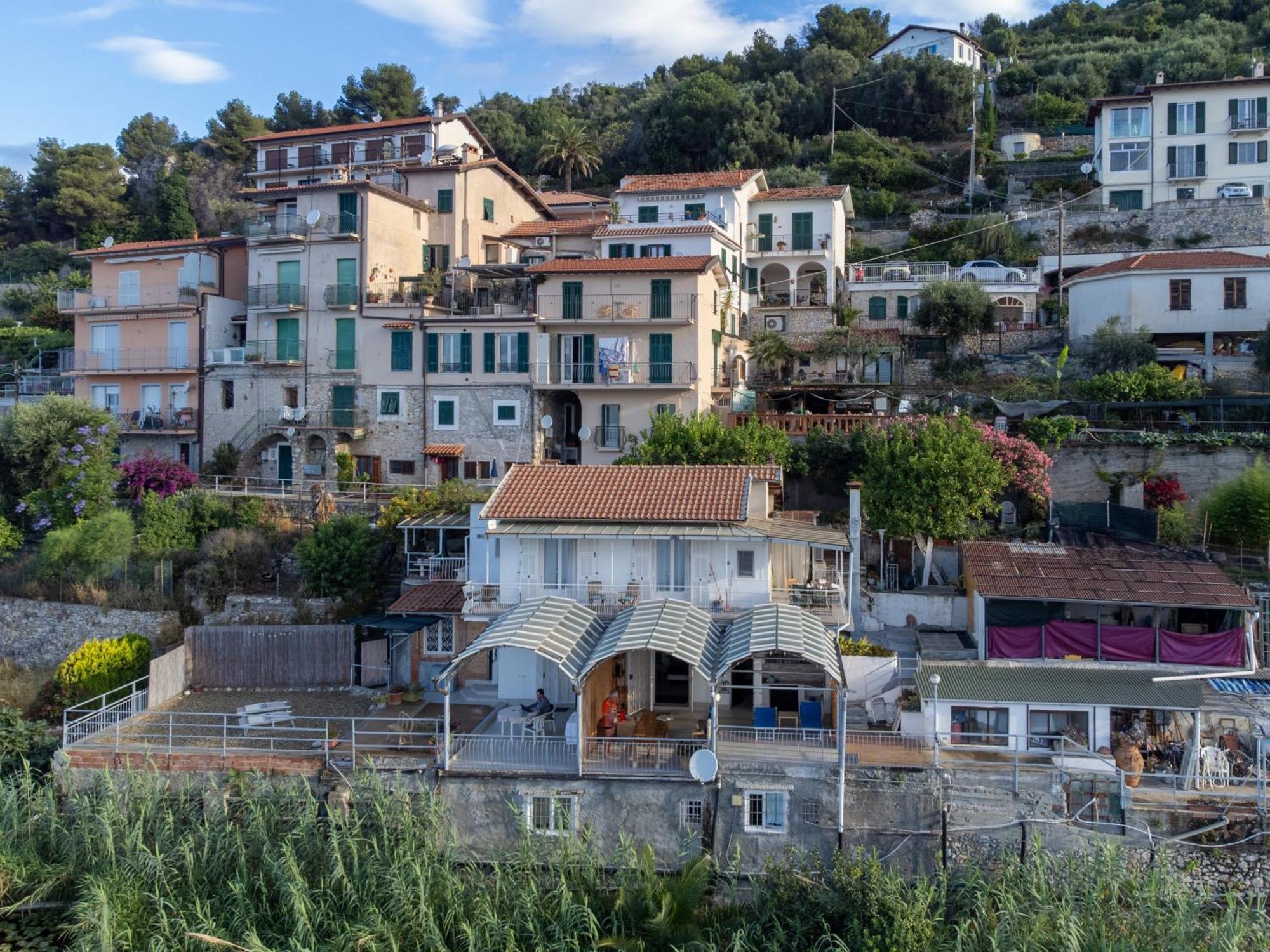 Apartamento Total Sea View Grimaldi Ventimiglia Exterior foto